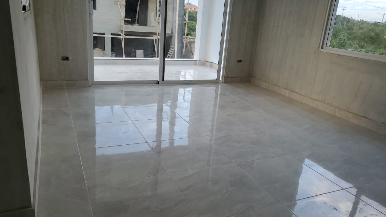 casas - Casas de dos niveles con patio para piscina (Residencial 335) 7