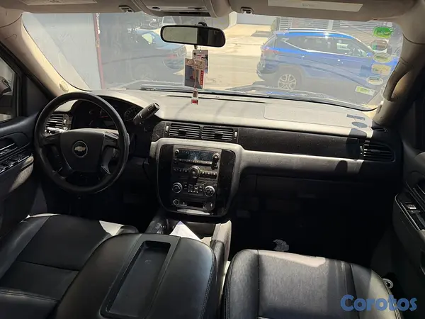 jeepetas y camionetas - chevroler thoe 2014 2