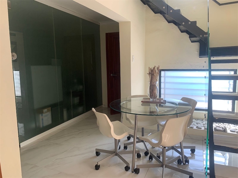 oficinas y locales comerciales - Propiedad alquiler amoblada  6
