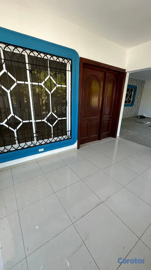 casas - CASA DE RENTA EN PRIMER NIVEL PARTE ALTA DE LA CIU 1