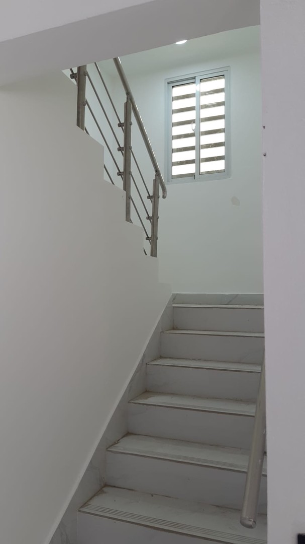 casas - Casa de dos niveles (M.J), Mirador del Este Charles San Isidro. VENDIDA 4