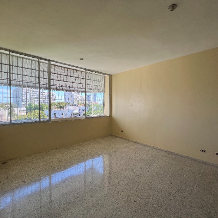 apartamentos - Apartamento en Alquiler Bella Vista, 3H, 2B, 1P, 5to nivel 0