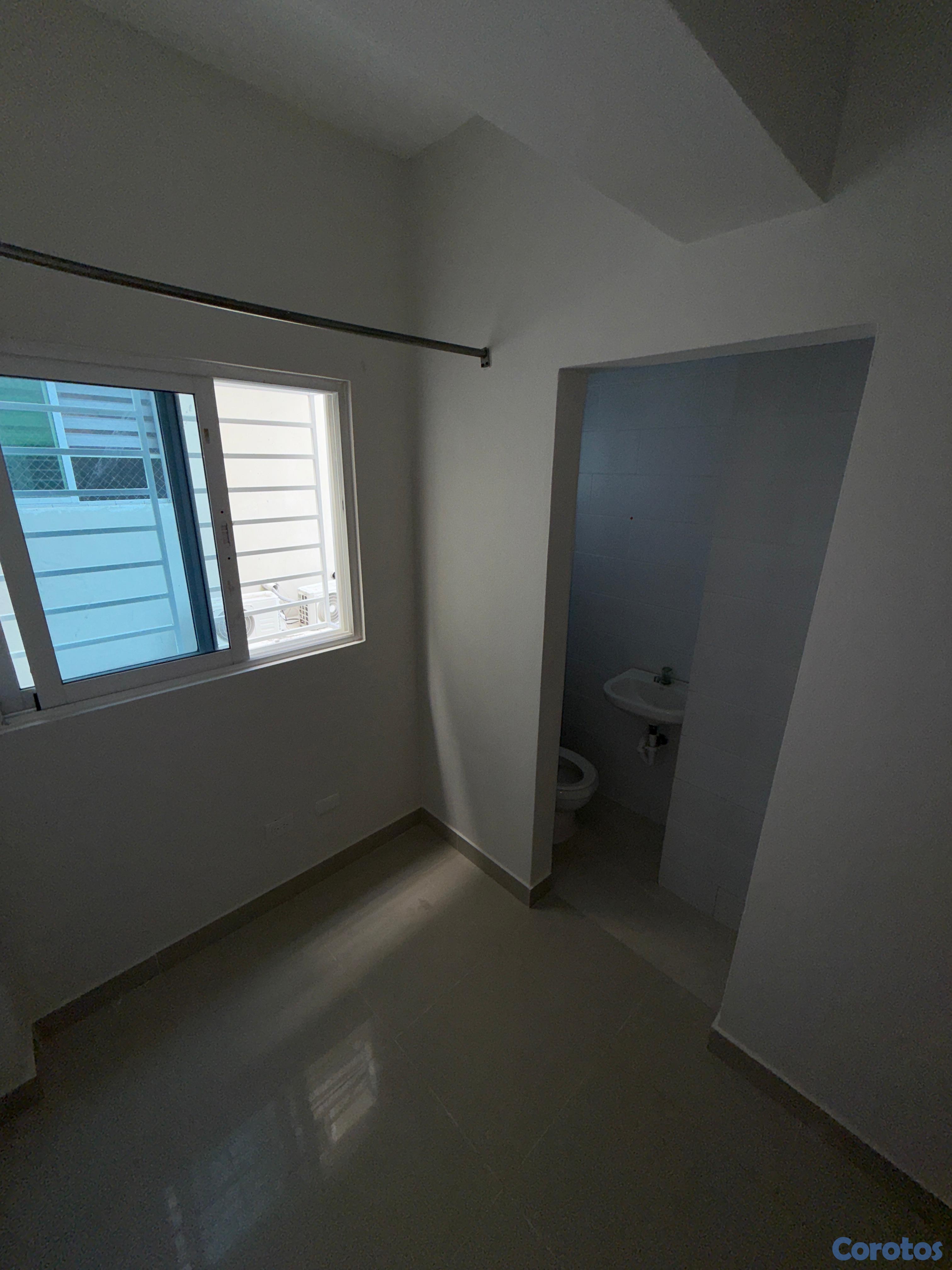 apartamentos - Apartamento en Alquiler en Mirador Sur.  3er piso  9