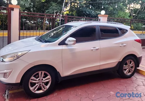 jeepetas y camionetas - HYUNDAY TUCSON 2014  1