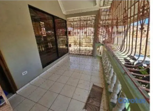 casas - Casa en Lucerna 2 niveles 6 hab 4 baños 375m2 terreno 300 const. RD$11,500,000 4