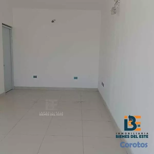 oficinas y locales comerciales - Se Renta Local Comercial en Barrio México, proximo 1