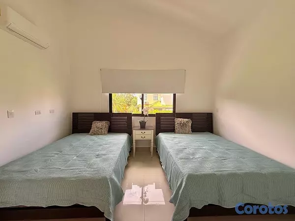 casas vacacionales y villas - Villa nueva a estrenar en Juan Dolio  7