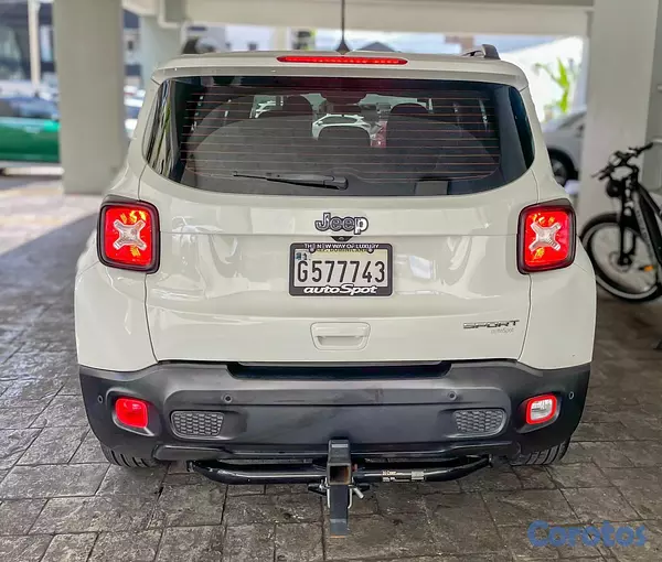 jeepetas y camionetas - Jeep Renegade Sport 2023 6