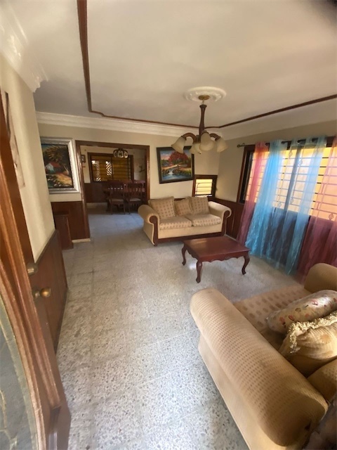 casas - Venta de casa Duplex en vista hermosa Santo Domingo este 1