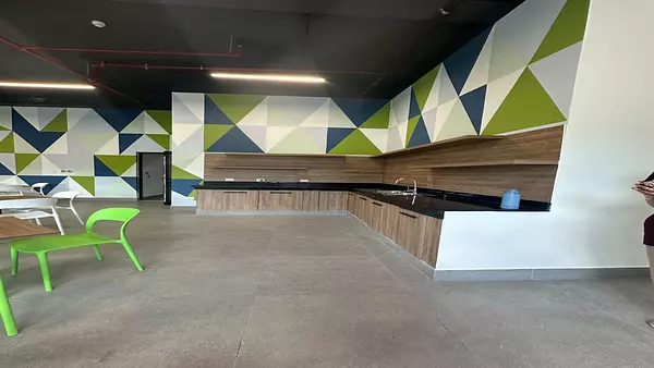 oficinas y locales comerciales - LOCAL EN VENTA DE 49.85M2-ARROYO HONDO 4
