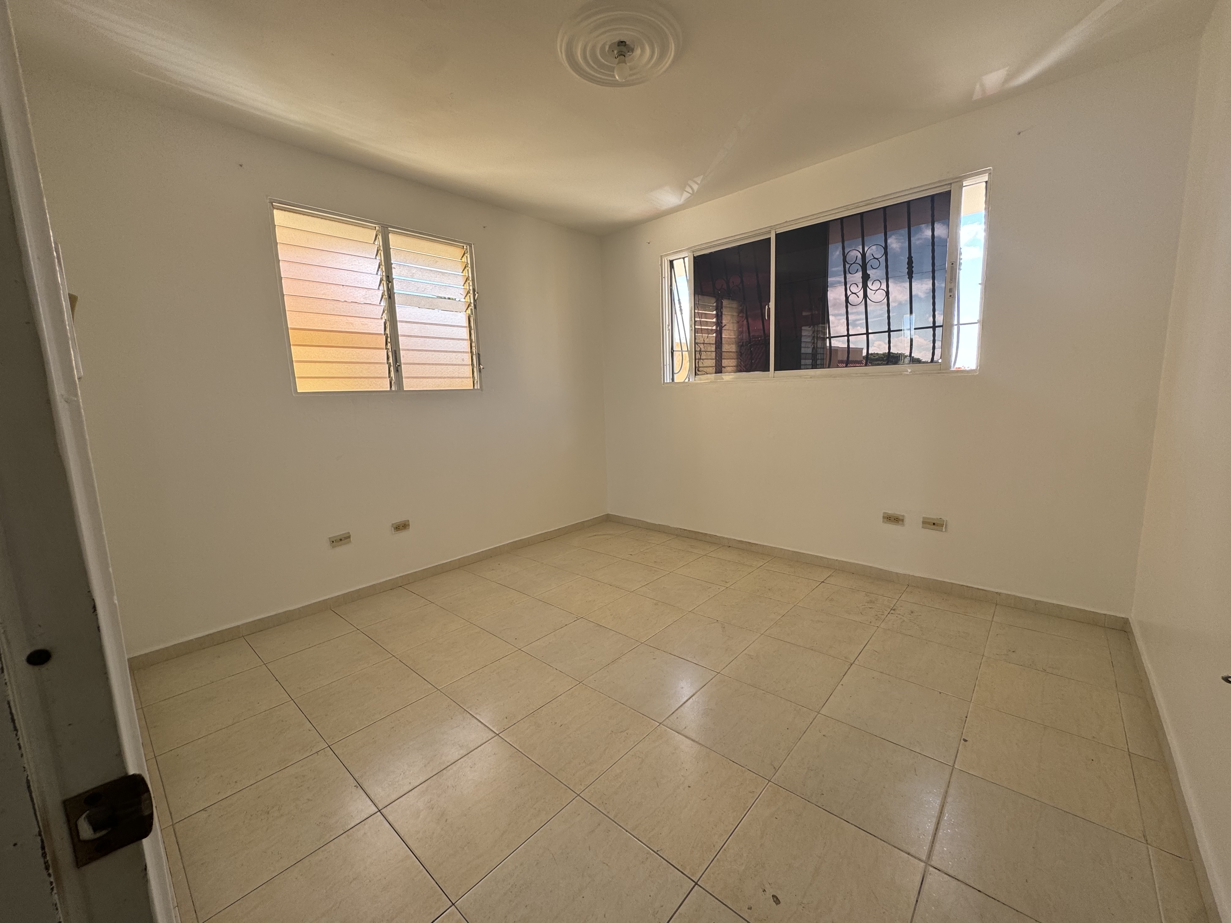 apartamentos - alquilo en el embrujo 3 4 nivel  6