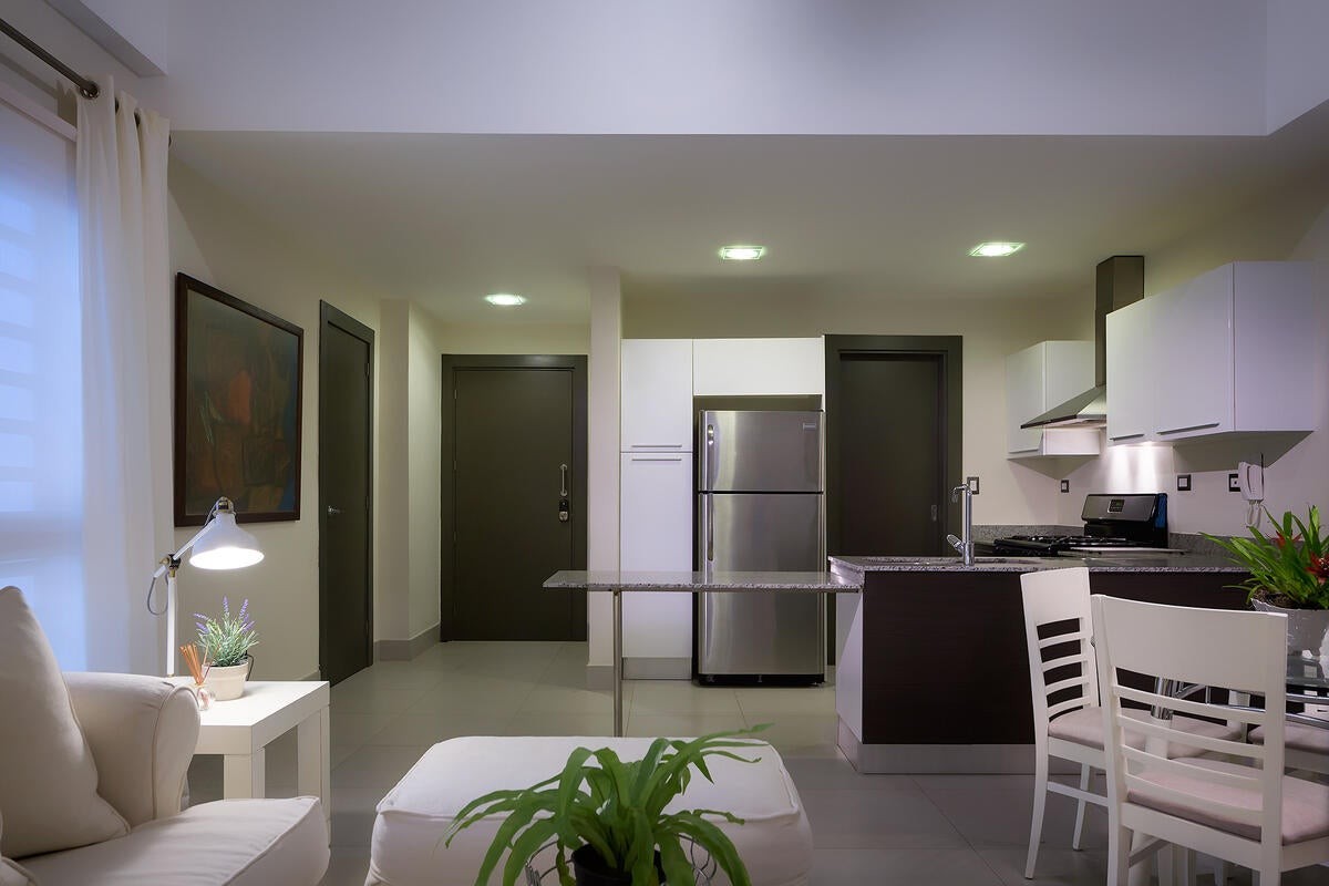 apartamentos - Hermoso Apartamento en Alquiler  zona de Piantini, de Una habitación totalmente  3