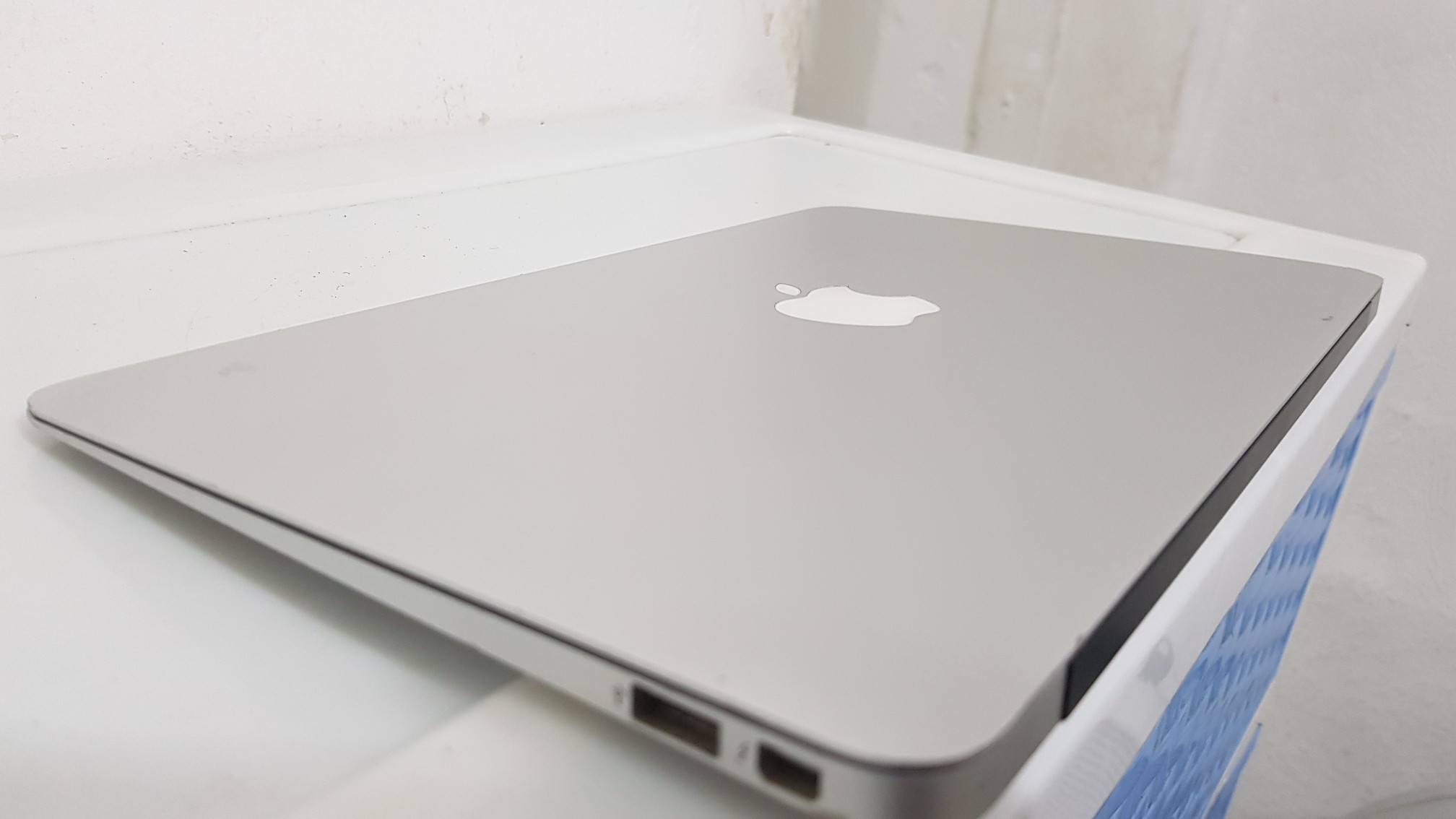 computadoras y laptops - Macbook Air 13.3 Pulg Core i5 Ram 4gb Disco 128gb Año 2015 2