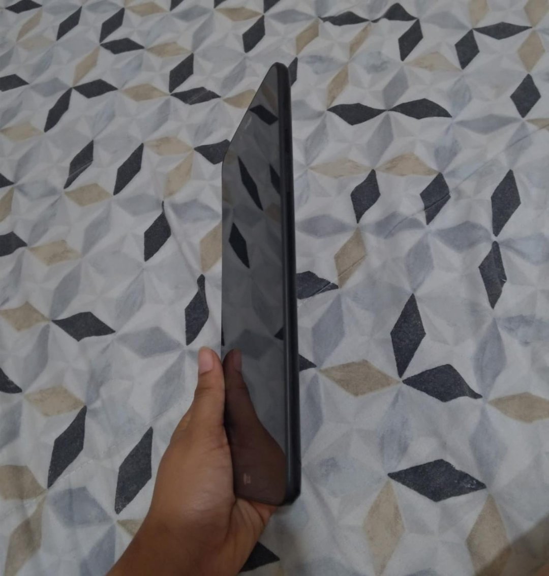 celulares y tabletas - TABLET LG G Pad (VK810) 16 GB 8.3'' 