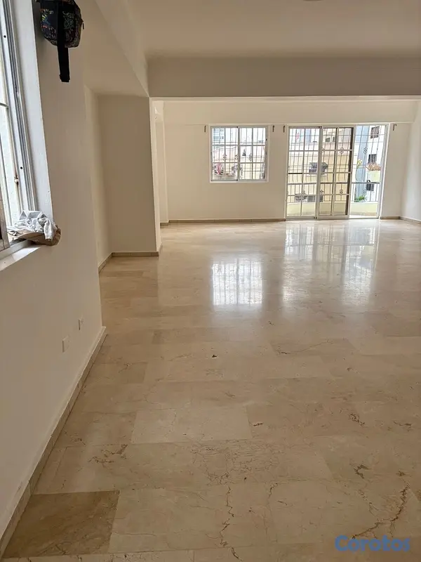 apartamentos - Apartamento en Alquiler Evaristo Morales  4