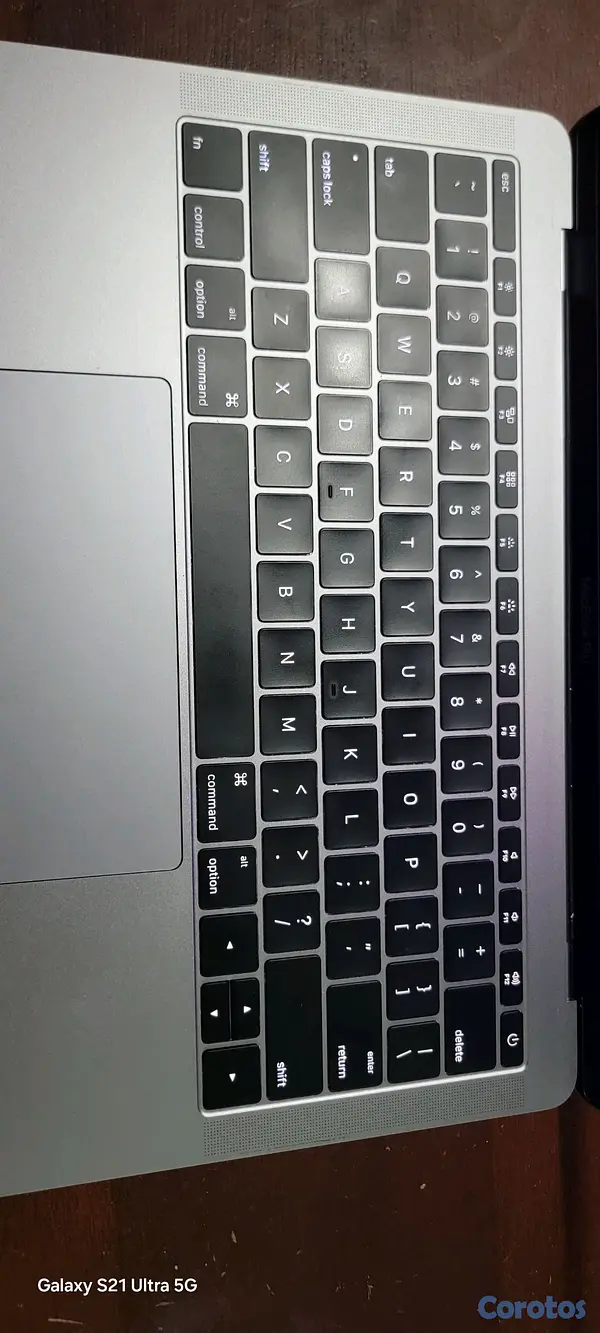 computadoras y laptops - macbook pro 13 2016 8 ram 256gb procesador i5 4