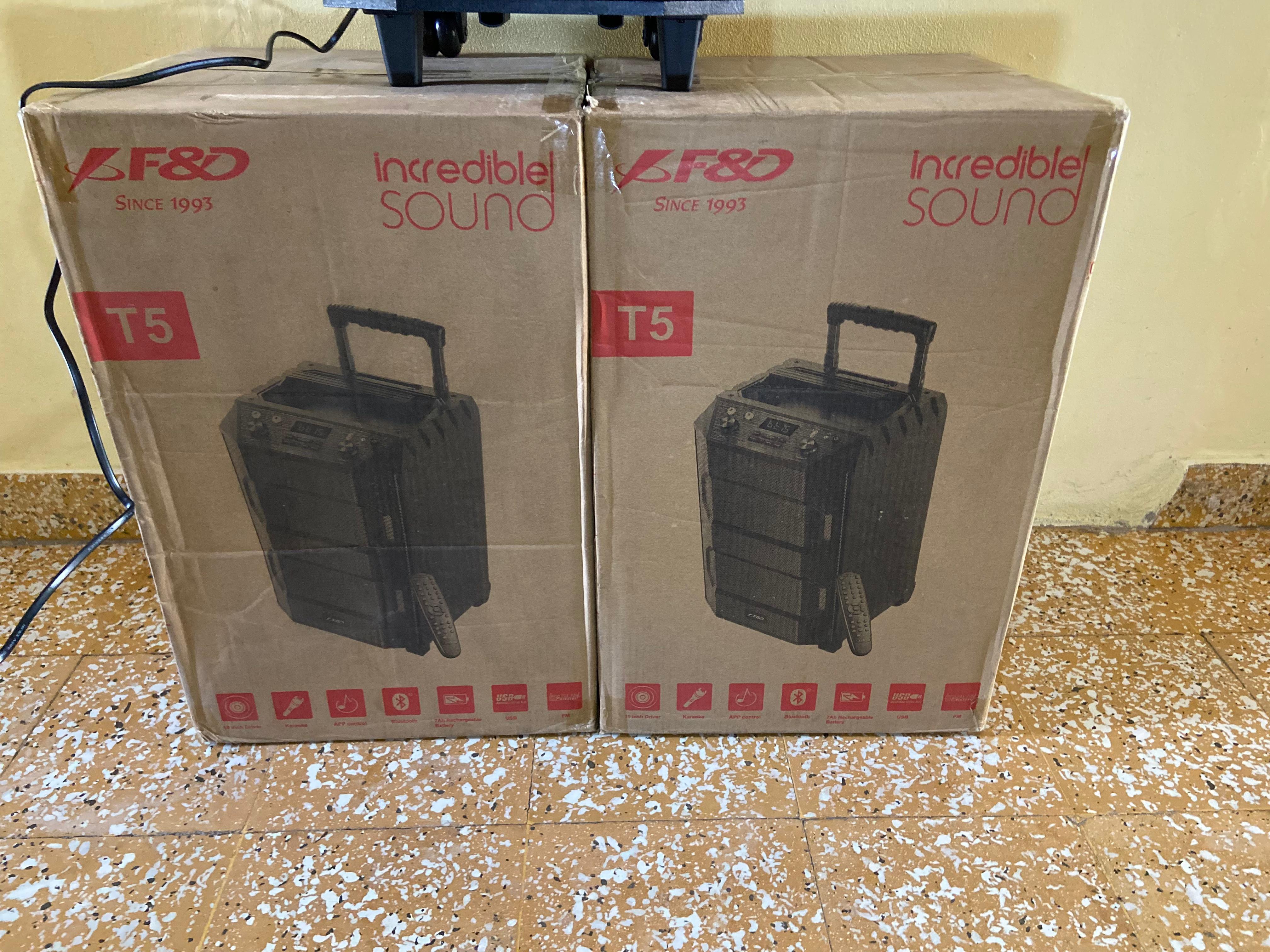 camaras y audio - Bocinas amplificadas Fenda (F&D) 10 pulgadas modelo T5 recargable. 5