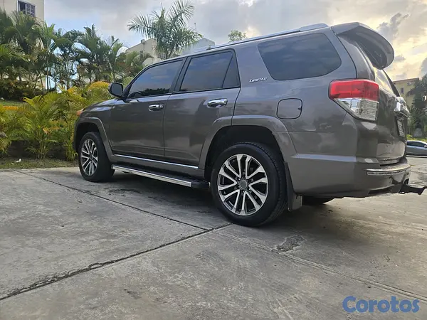 jeepetas y camionetas - vendo 4runner 2010 limited v6 4×4 3