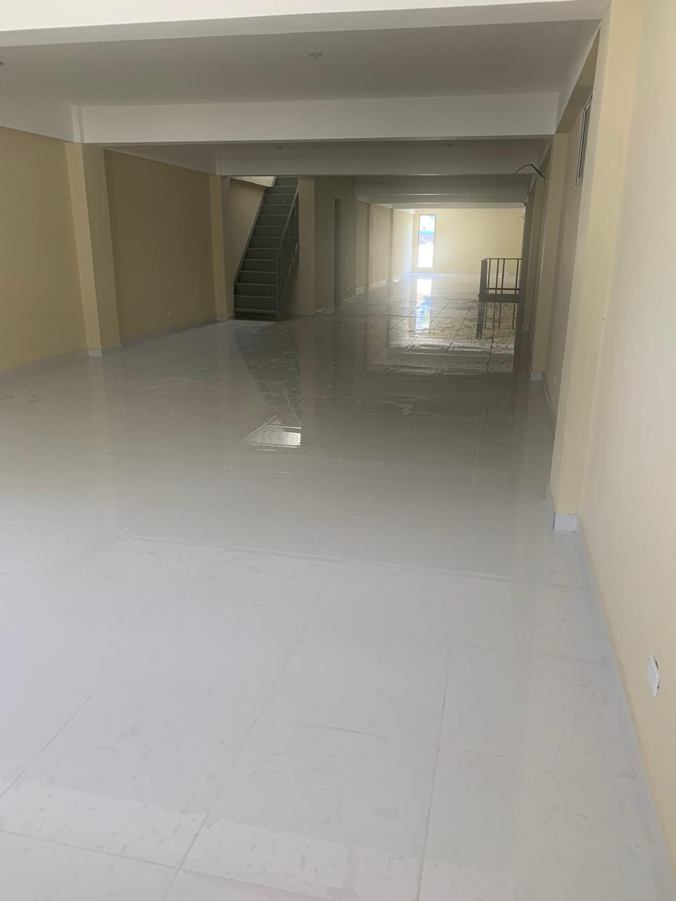 oficinas y locales comerciales - Alquiler Local, Barrio Chino, Santo Domingo 0