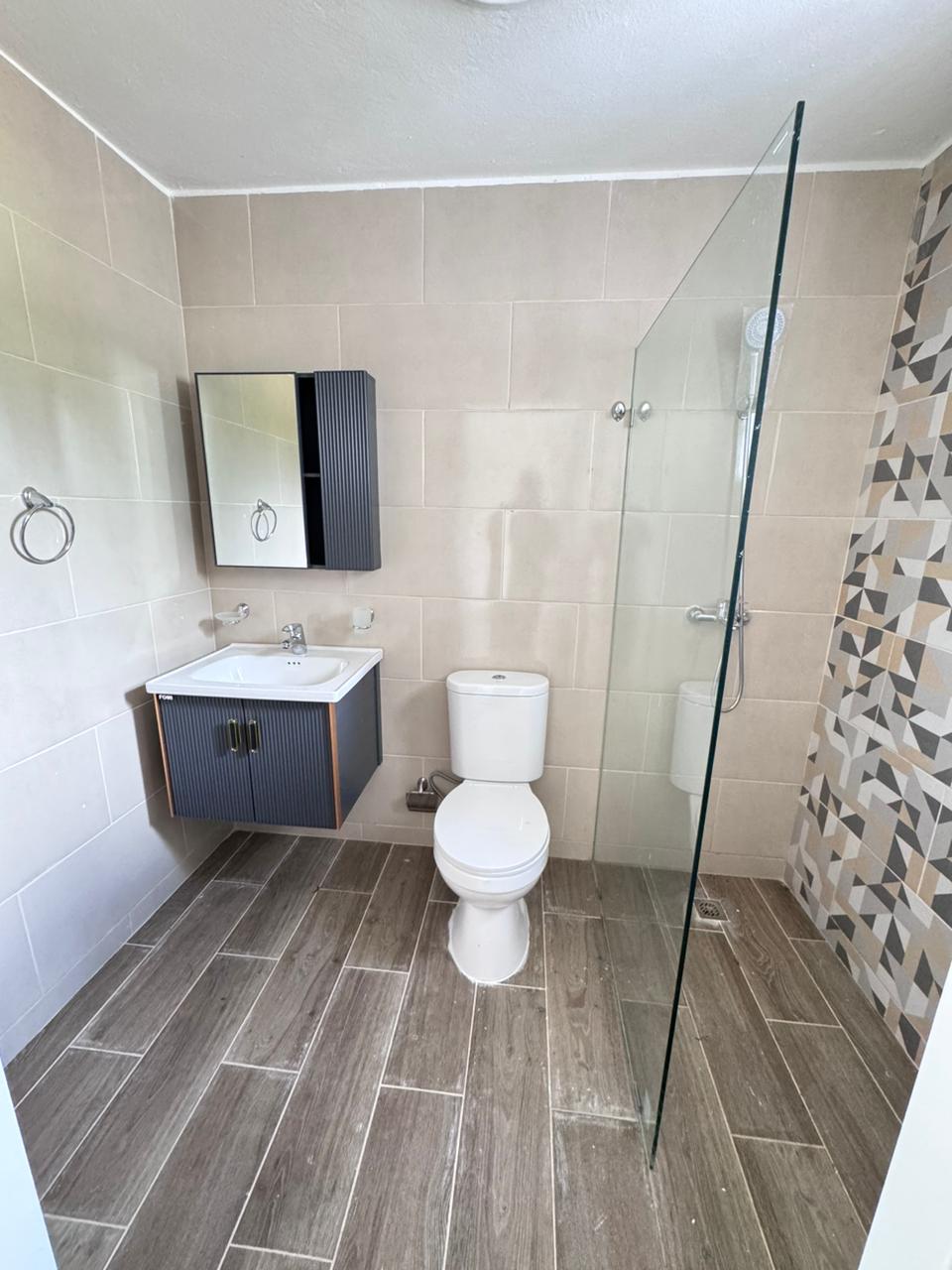 apartamentos -  CASA EN VENTA EN URBANIZACIÓN EN SANTIAGO.