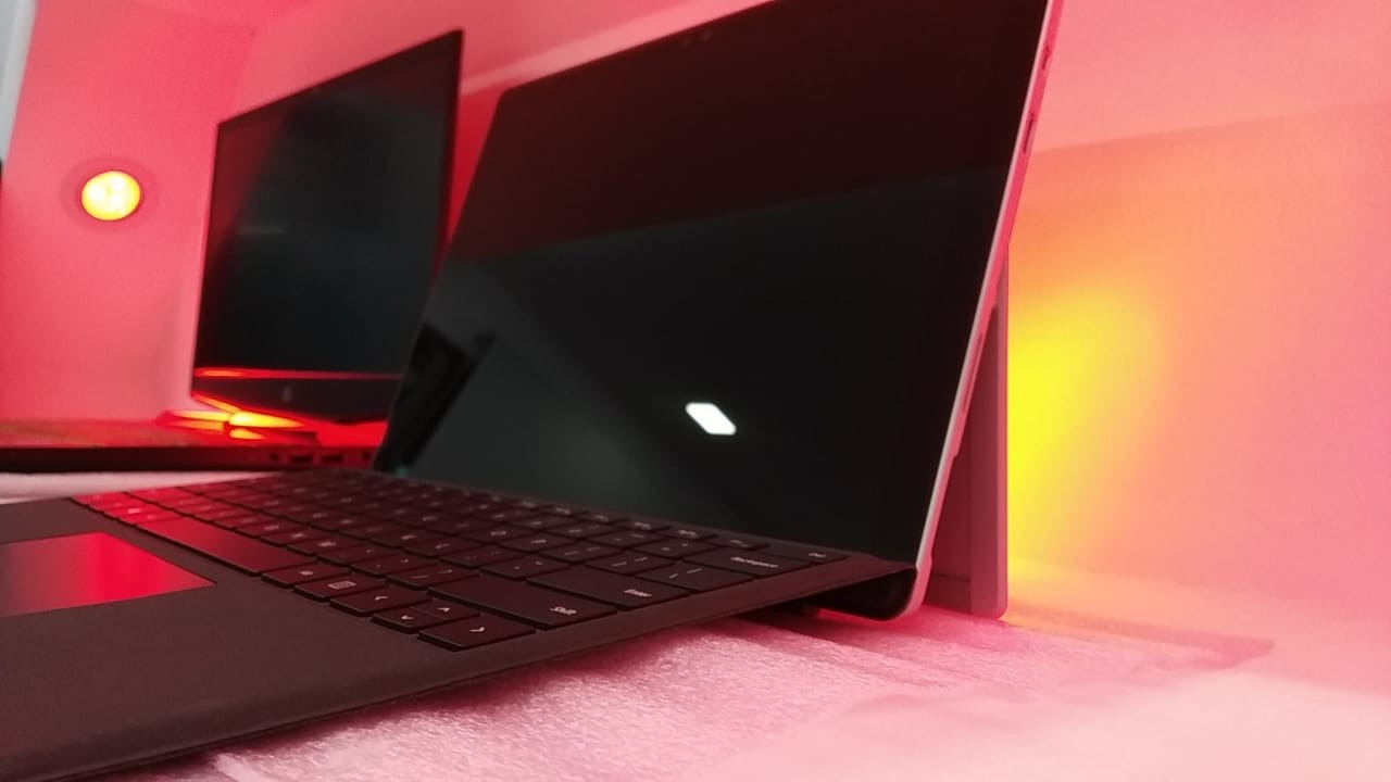computadoras y laptops - SURFACE PRO 4