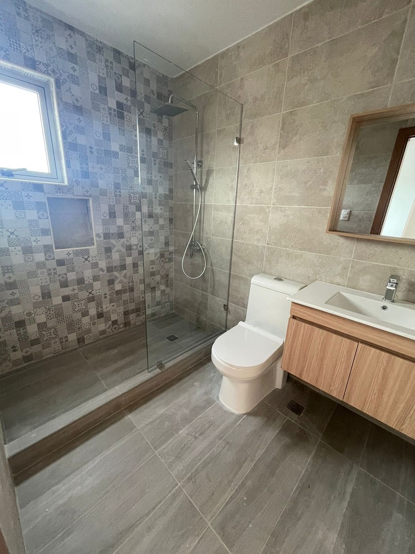 penthouses - Se vende apartamento tipo PH en Bella Vista 2