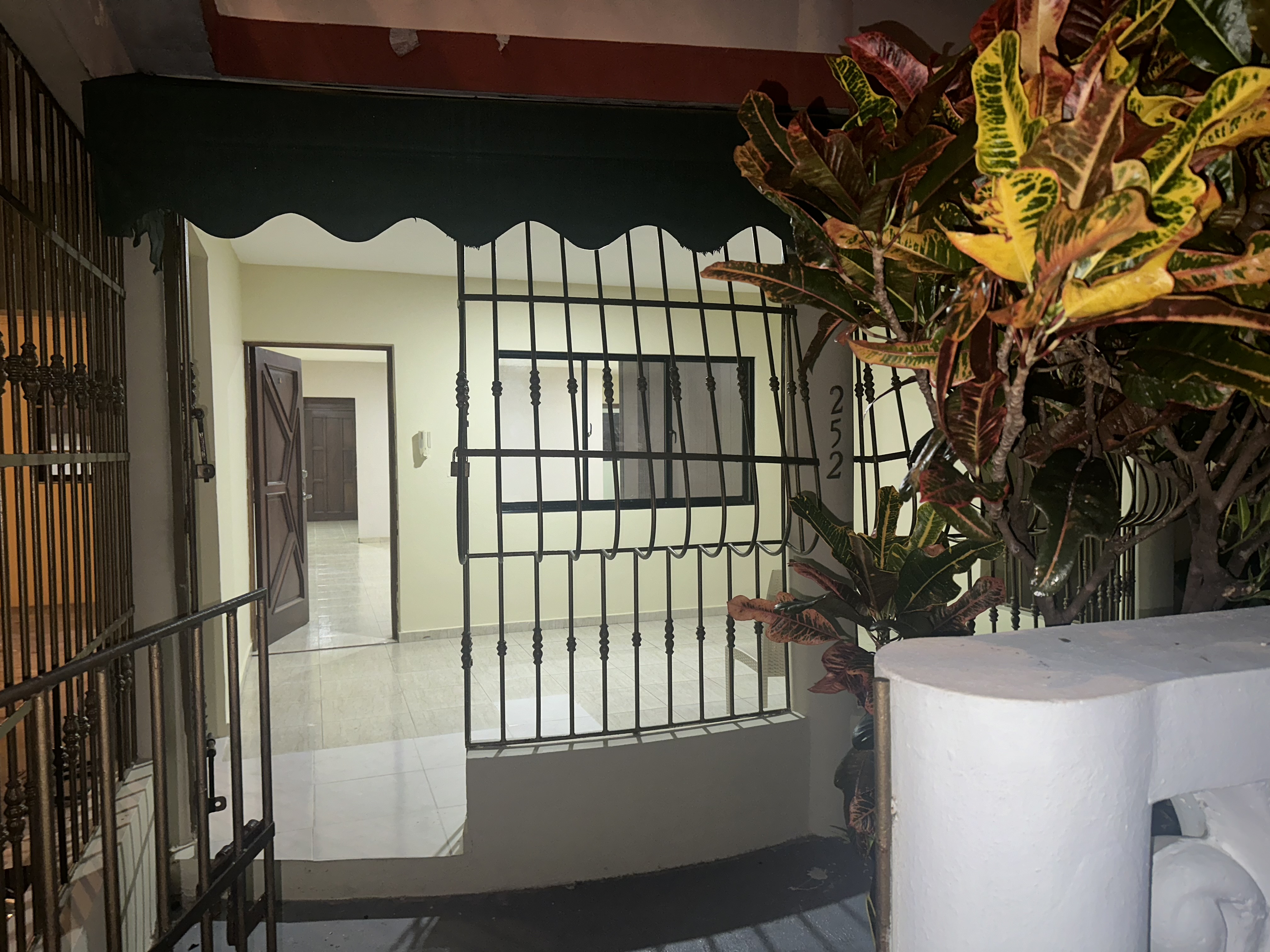 apartamentos - Casa en el cacique EXCLUSIVO PARA VIVIENDA 0