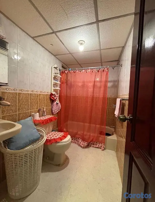 apartamentos - Venta de Amplio Apartamento vacío en – Los Restauradores 135 m² 
 7
