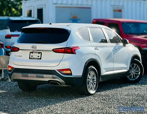 jeepetas y camionetas - Hyundai Santa Fe 14