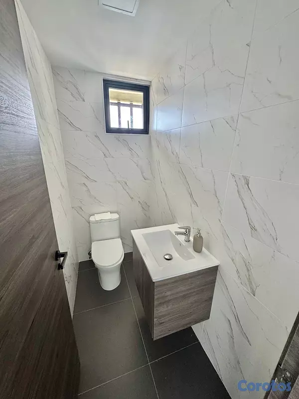 apartamentos - alquiló amueblado naco piso 11 dos habitaciones con baño balcón dos parqueos  9