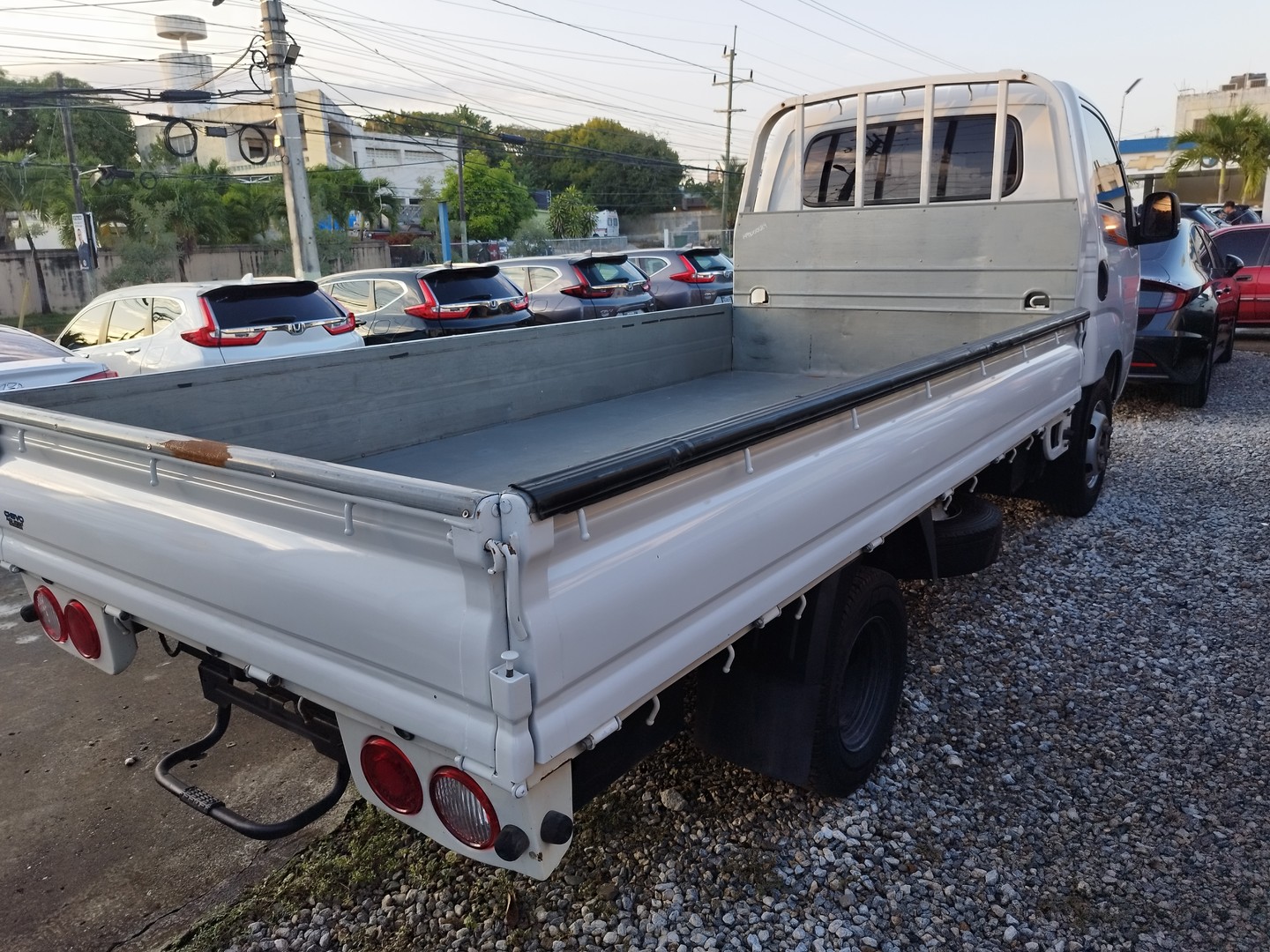 camiones y vehiculos pesados - 2019 Kia Bongo III Diesel  1