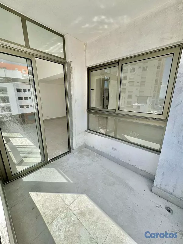 apartamentos - Vendo Segunda  con Terraza en Bella Vista Sur  3