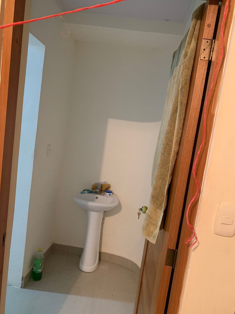 apartamentos - Apartamento Segundo Piso con piscina  6