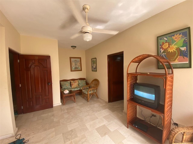 apartamentos - Venta de apartamento de 1 habitación en 3ra línea de playa Juan Dolio 5