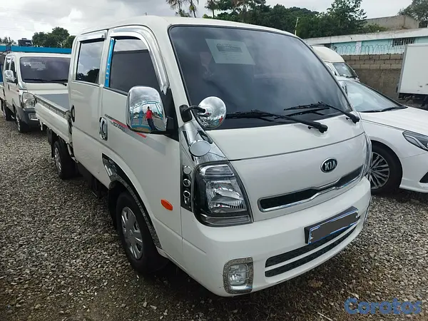 camiones y vehiculos pesados - 2020 Kia Bongo Automático  10