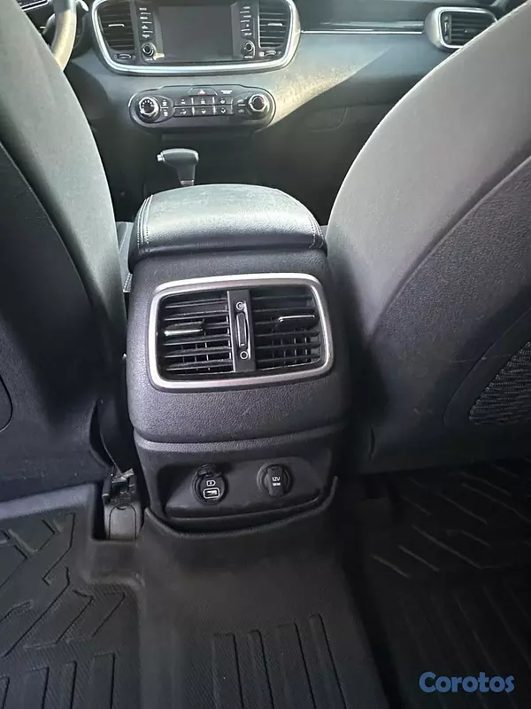 jeepetas y camionetas - Kia Sorento 2020  10