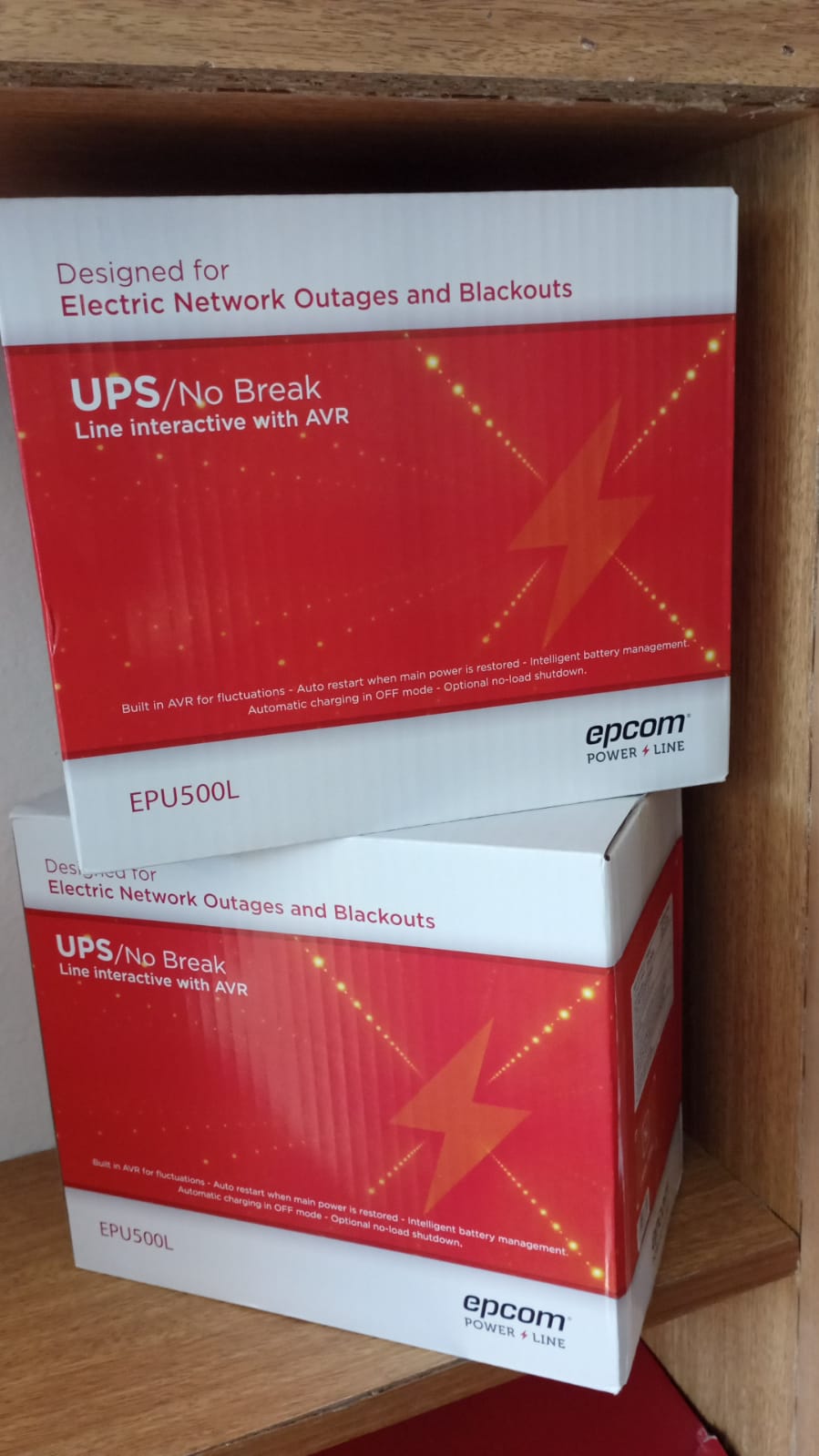 computadoras y laptops - UPS EPCOM 500VA 300W 110V EPU500L 0