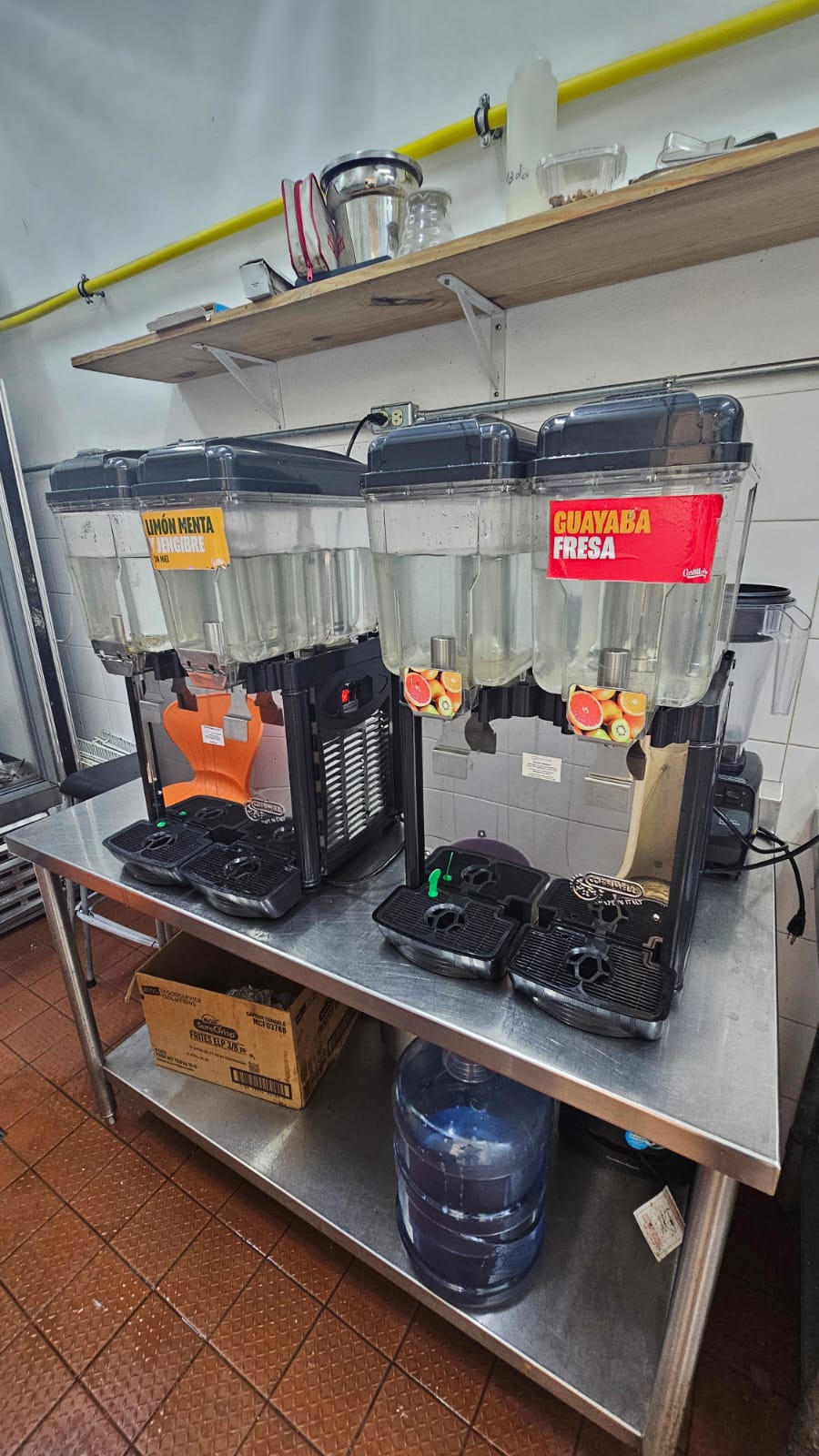 equipos profesionales - Maquina Dispensadora De Jugos Fríos 1