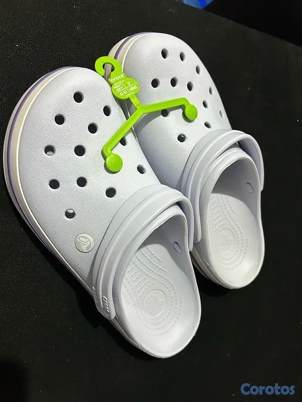 zapatos unisex - Crocs Originales- Moradas  4