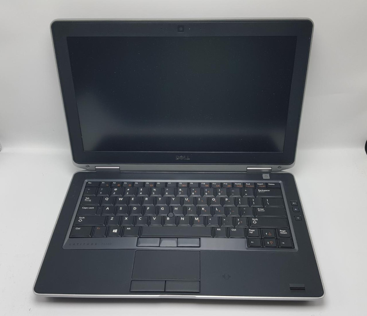 computadoras y laptops - Laptop Dell Latitude E6330  Intel Corte i5  8 RAM, 500 disco duro hdd  14" 