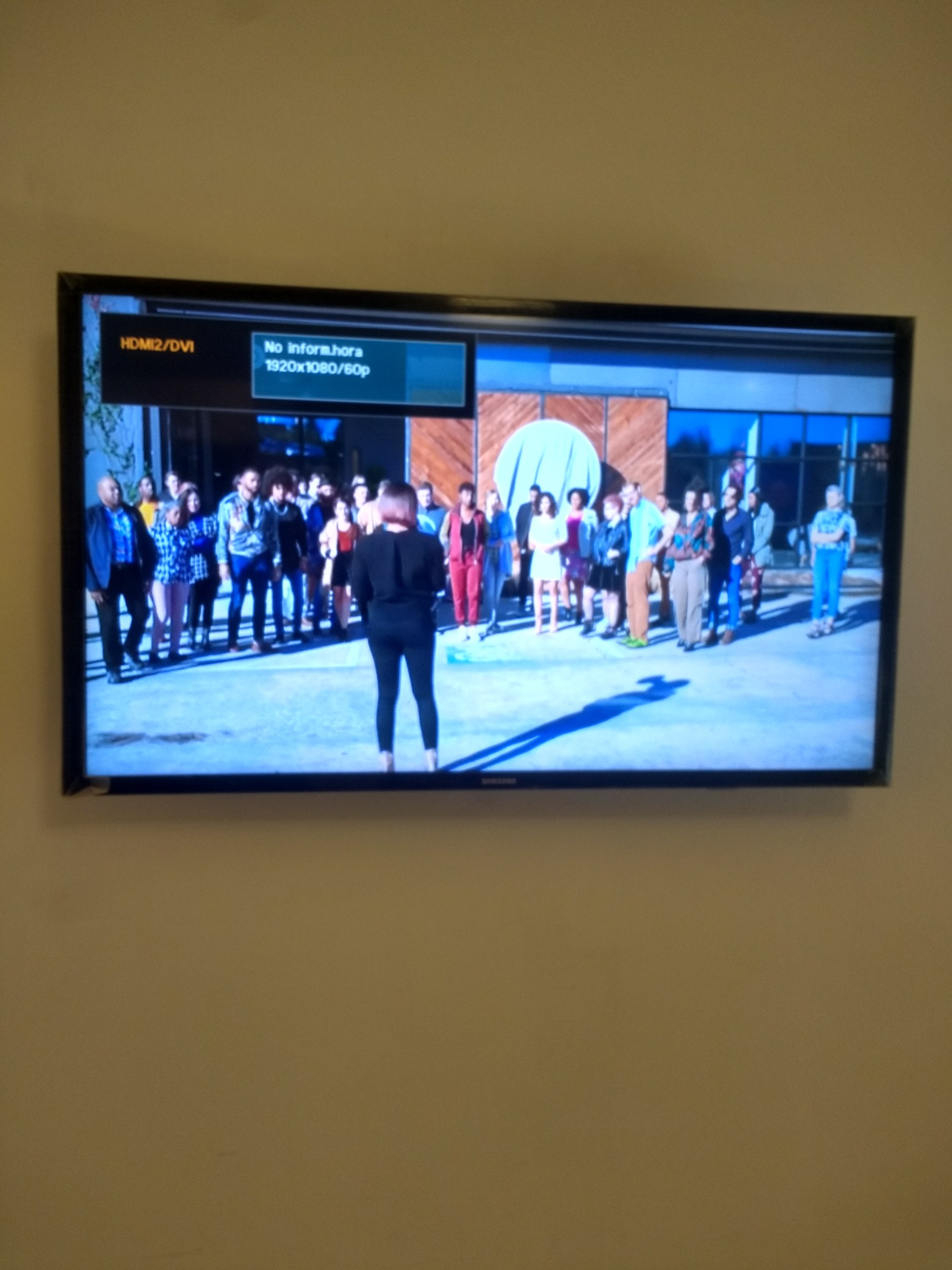 tv - Vendo television 📺 marca Samsung de 32" 1080P Full HD necesita reparacion