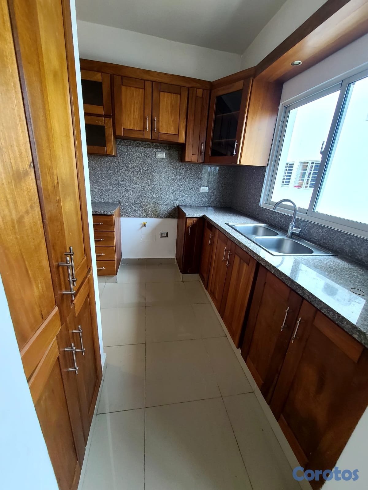 apartamentos - Alquiló los Prados piso 5 con ascensor derecho a t 7