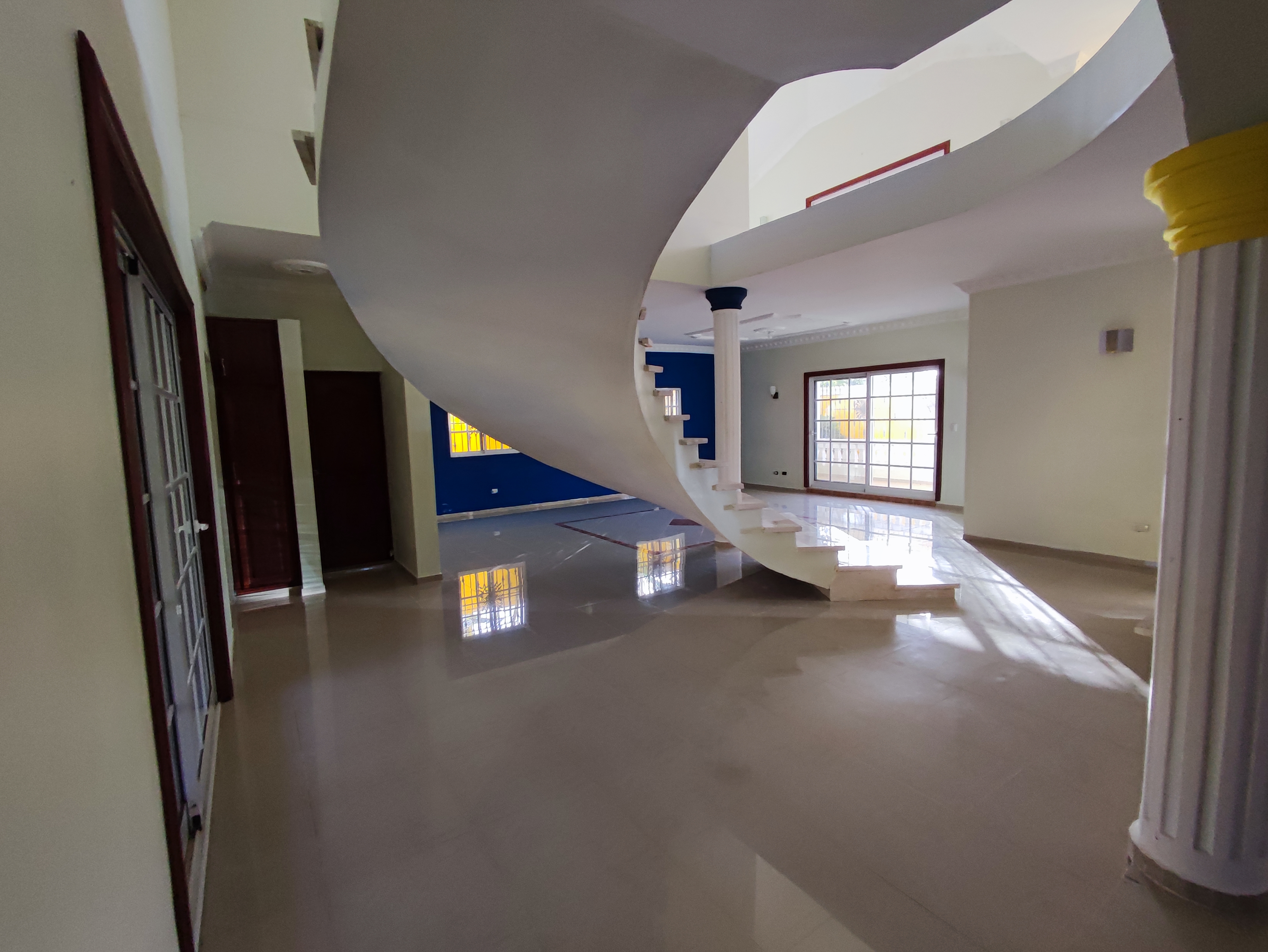 casas - SE RENTA  Casa 5 Habitaciones en Res Villa España 9
