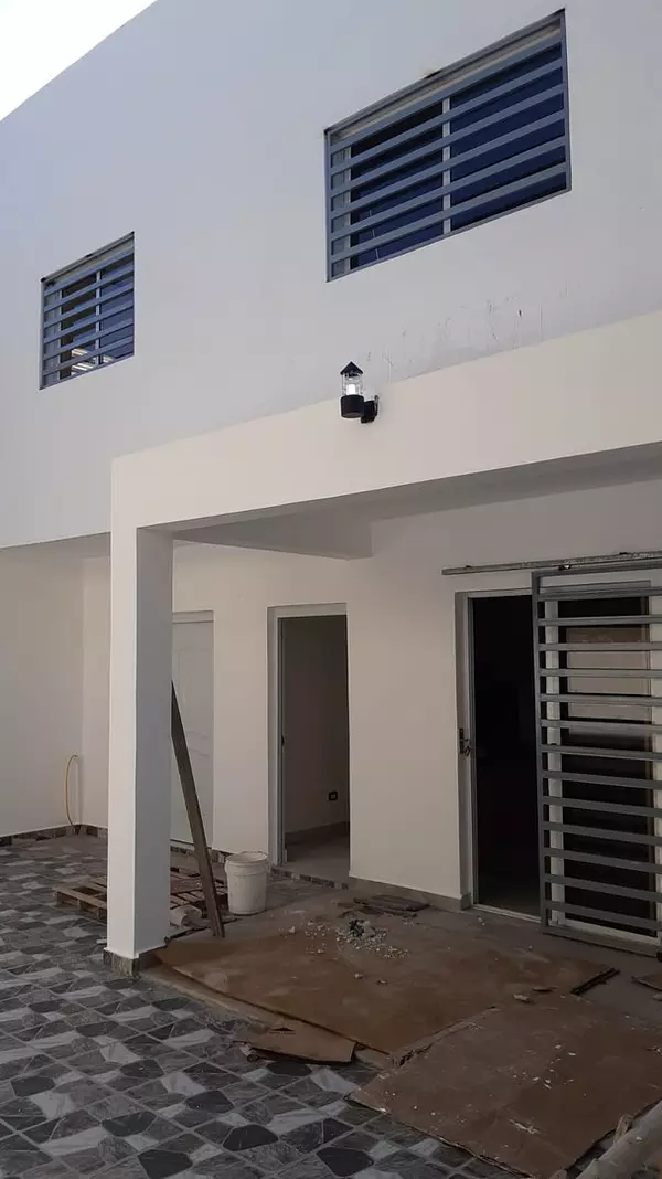 casas - Casa de dos niveles (M.J), Mirador del Este Charles San Isidro. VENDIDA 7