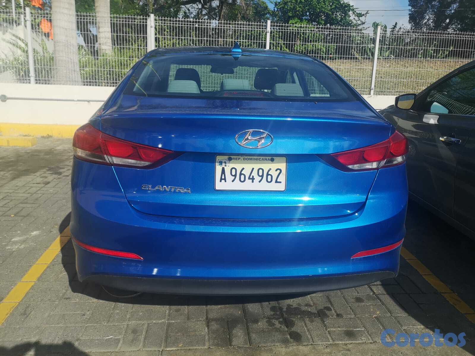 carros - HYUNDAI ELANTRA 2017 3