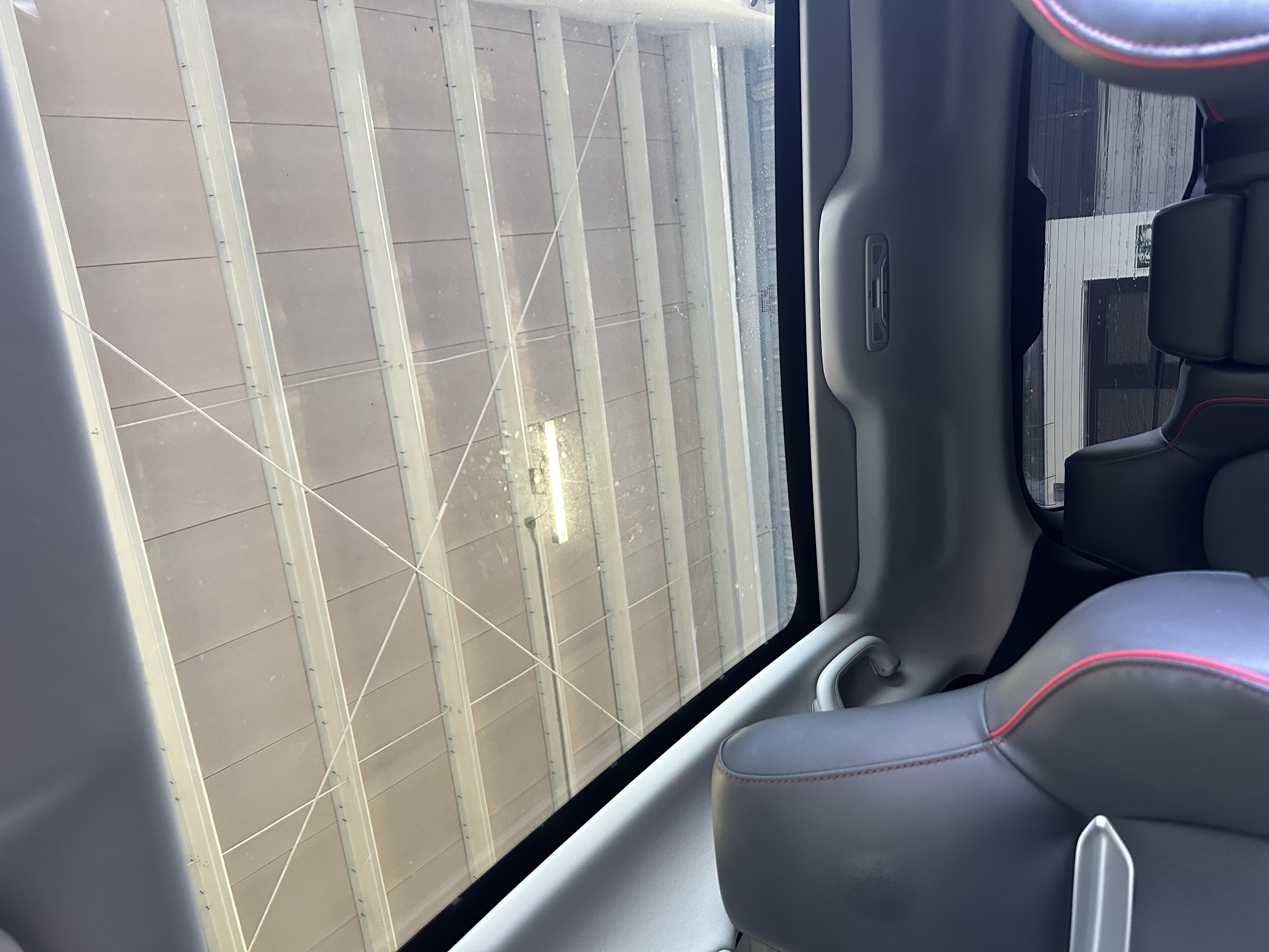 jeepetas y camionetas - Chan UNI-T 2023 10