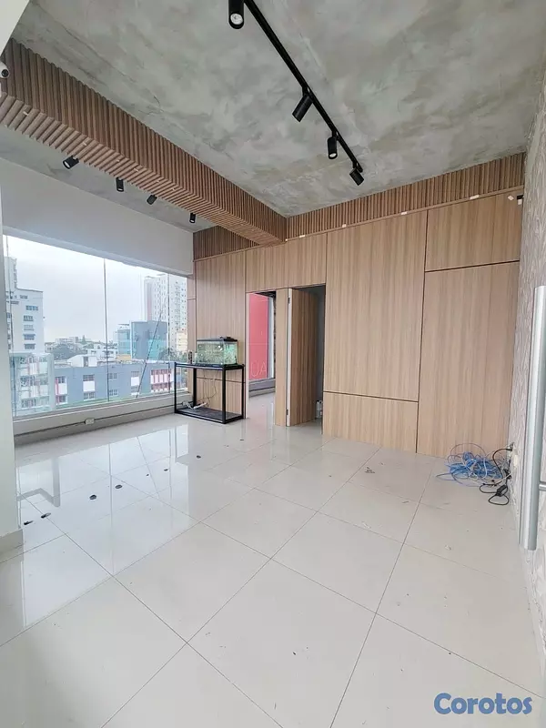 oficinas y locales comerciales - hermoso local en renta en bella vista  2