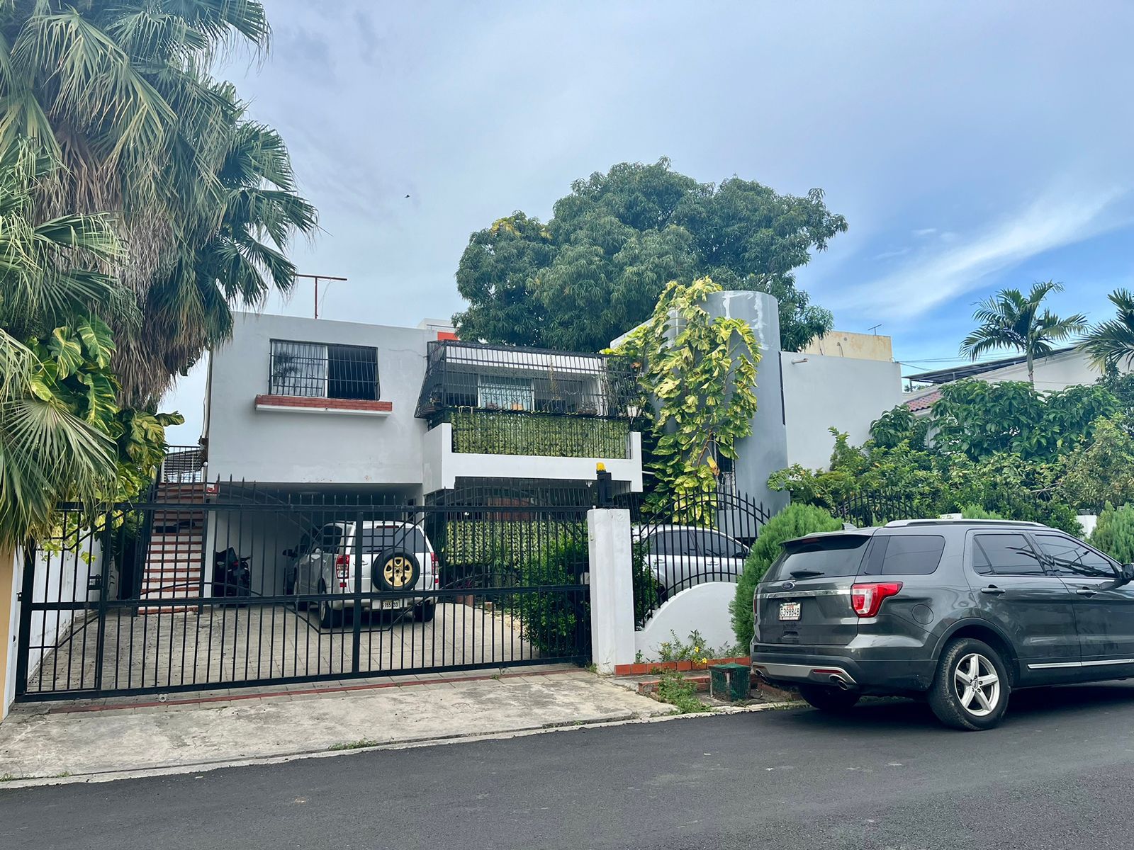 casas - Vendo casa en Los Prados 