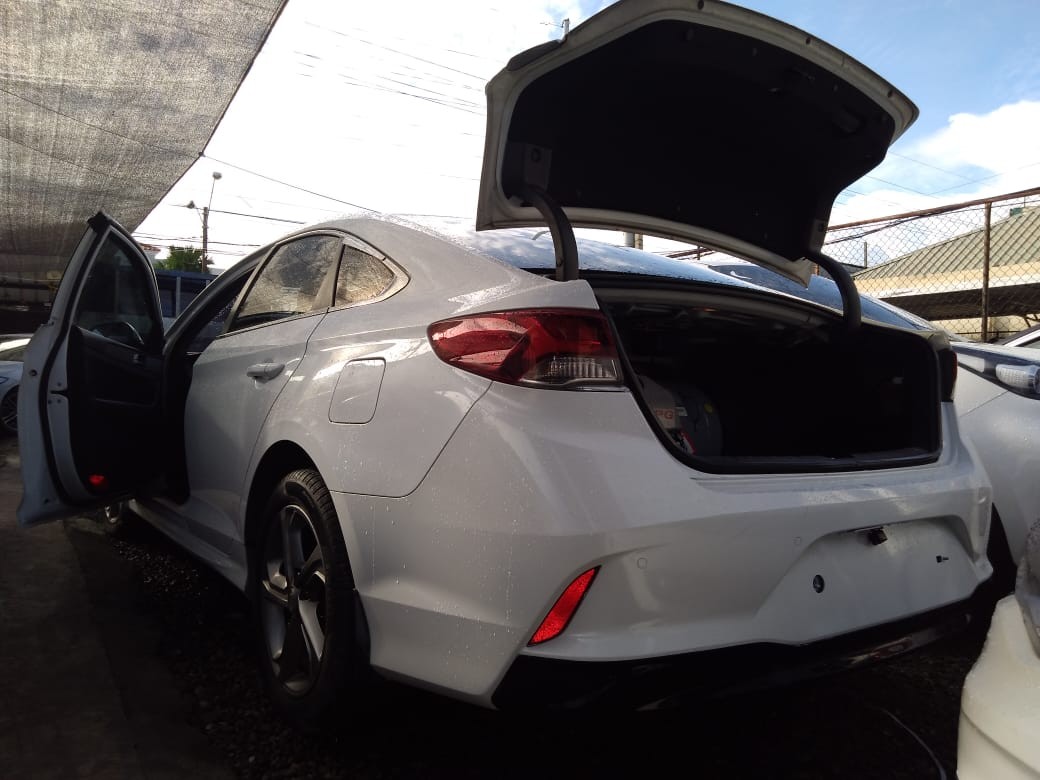 carros - HYUNDAI SONATA 2018 BLANCODESDE: RD$ 790,100.00 6