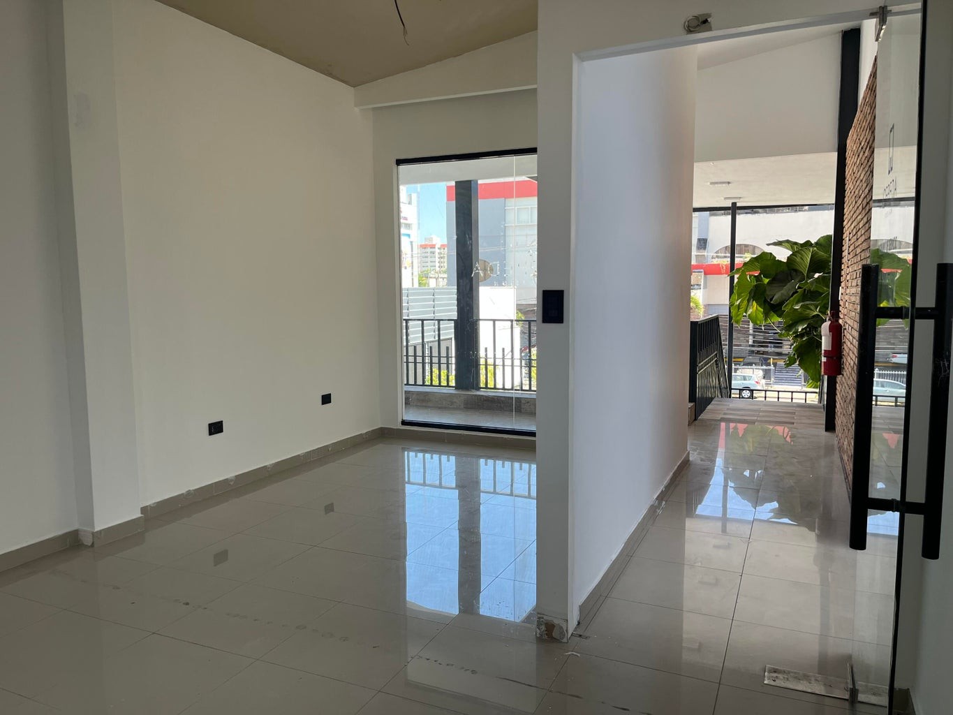 oficinas y locales comerciales - Bella Plaza a Estrenar TERCER NIVEL